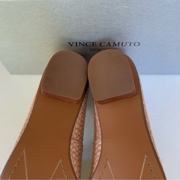 Vince Camuto Kikie cream leather Slip On Flats Loafers Women’s US 8.5 M - Picture 8 of 8